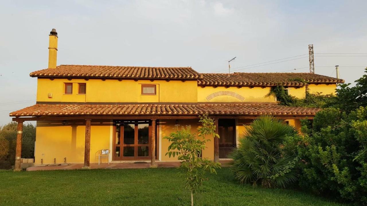 Affittacamere Luti Massama Exterior foto